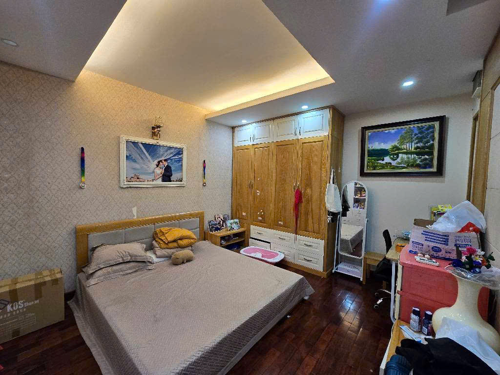 🌟 BÁN NHÀ RIÊNG PHỐ GIÁP BÁT – Ô TÔ VÀO NHÀ – 45m² × 6 TẦNG – SĐCC. Giá Tốt - Ảnh 3